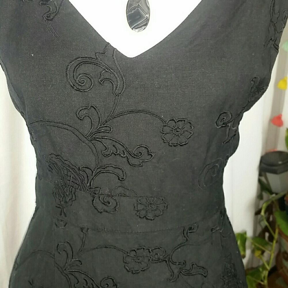 Dress - Picture 2 of 7